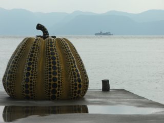 Nao Shima's emblematic giant pumpkin