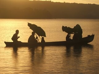 Trading canoe